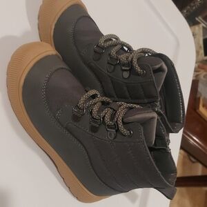 Cat & Jack Kids Black and Brown Boots